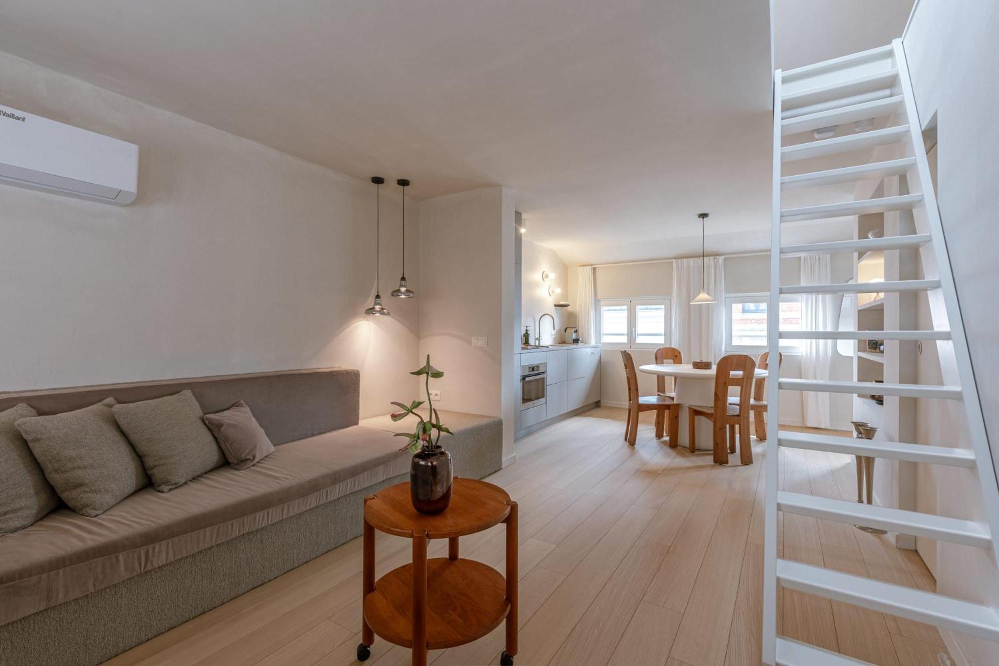 דירות Huswell - Urban Getaway For Two In The Heart Of אנטוורפן מראה חיצוני תמונה