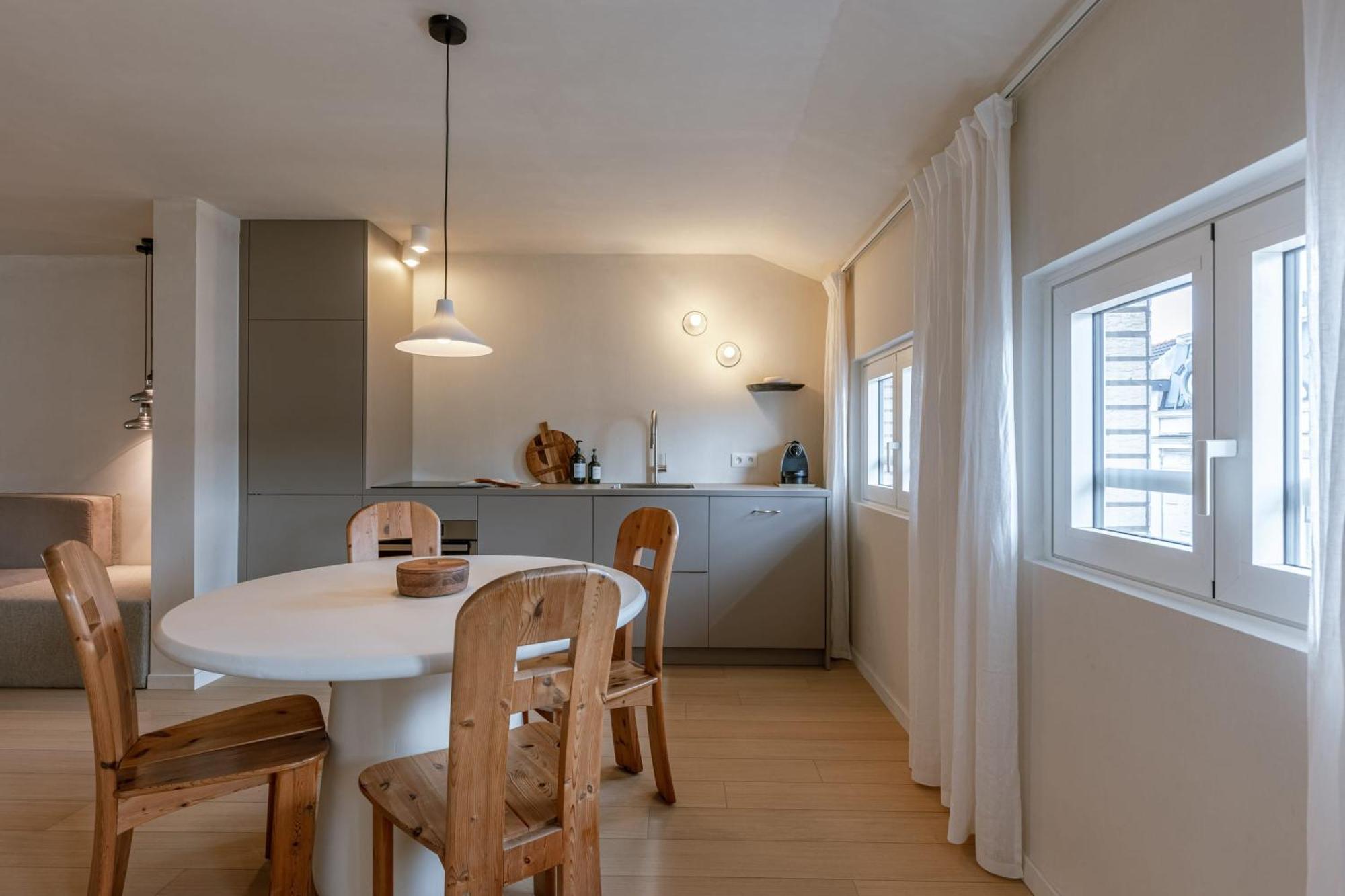 דירות Huswell - Urban Getaway For Two In The Heart Of אנטוורפן מראה חיצוני תמונה