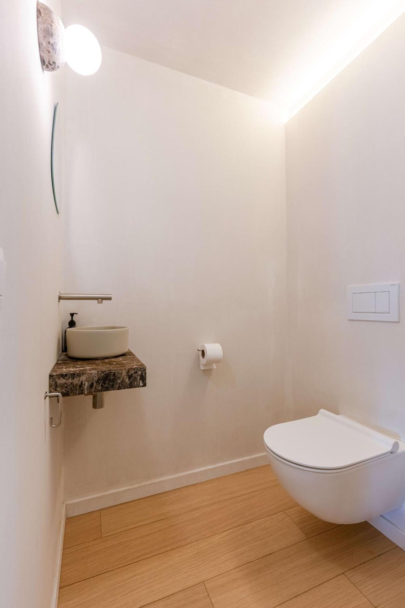 דירות Huswell - Urban Getaway For Two In The Heart Of אנטוורפן מראה חיצוני תמונה